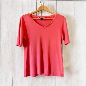 Karen Scott V-Neck Shortsleeve Tee w/ Gold buttons